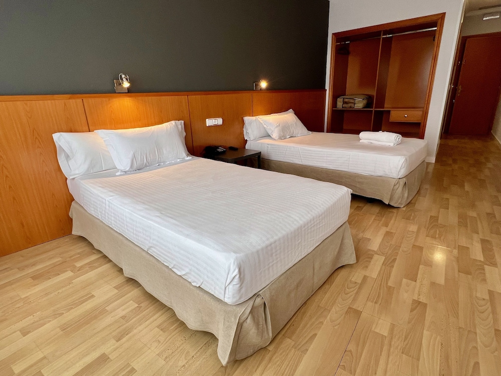

Napoli - Aeroporto di Madrid - AP Hotel Madrid Airport