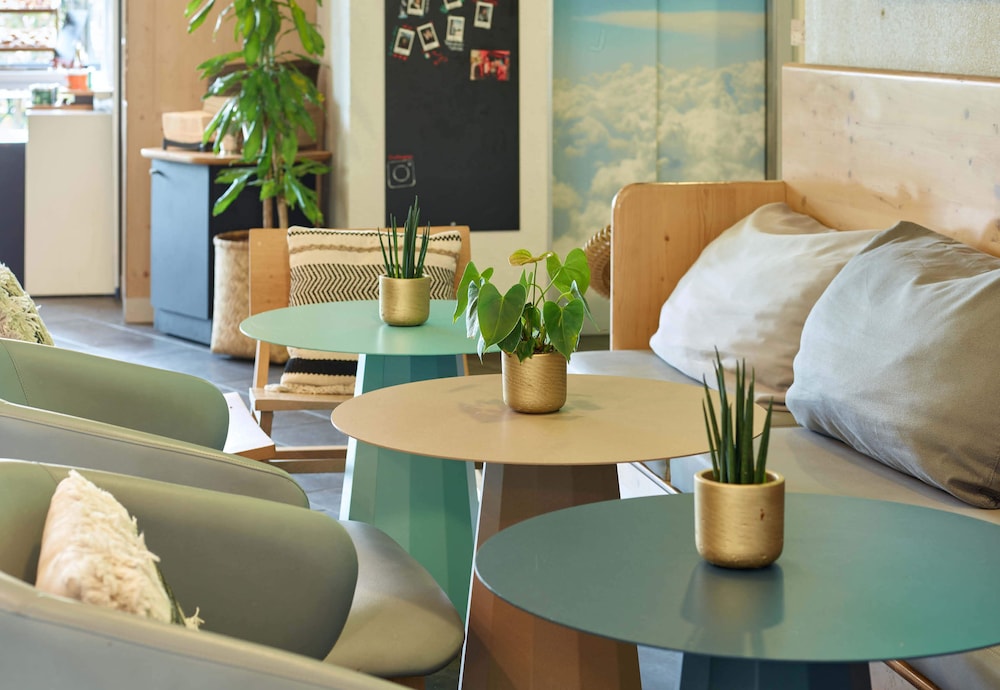 

Milano - Nanterre - B&B HOTEL Rueil-Malmaison Gare