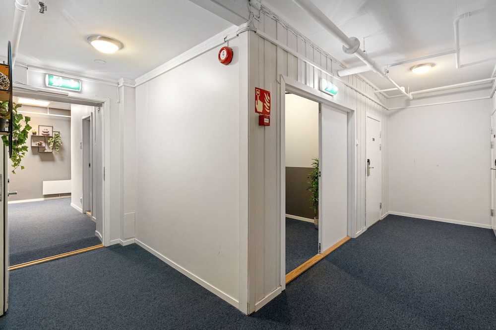 

Bari - Tromsø - Enter Backpack Hotel