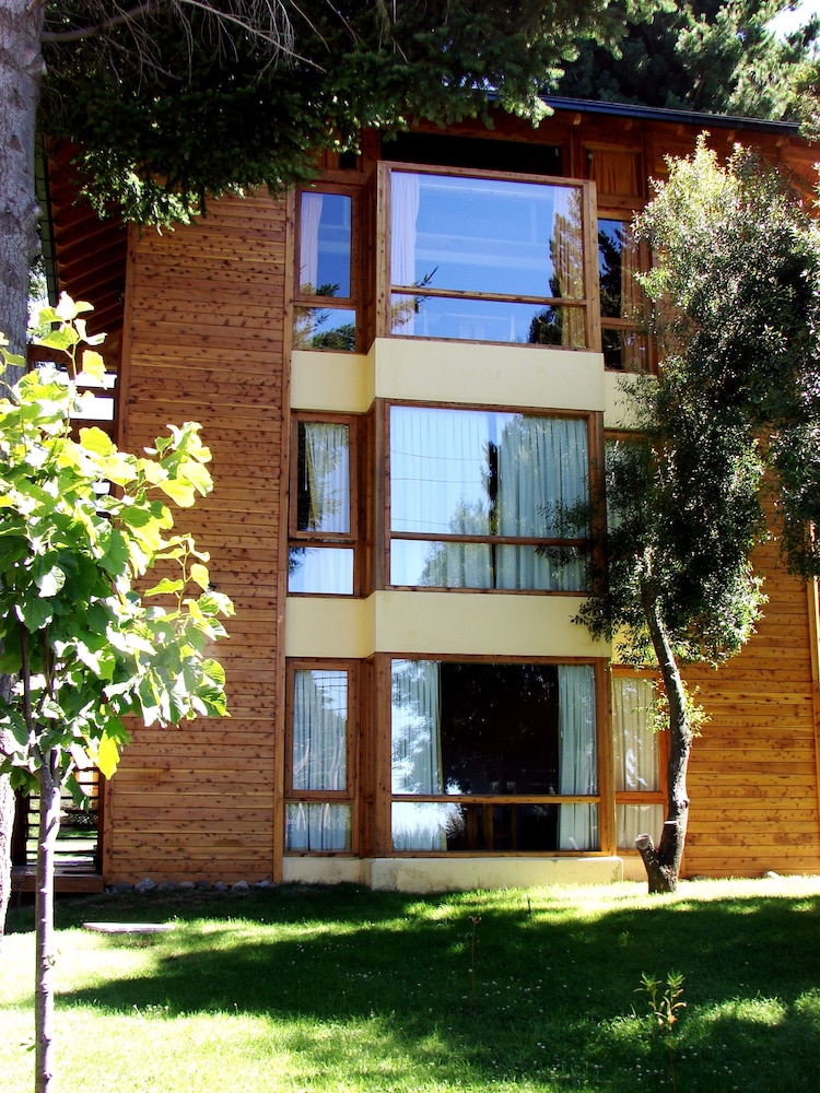

Napoli - San Carlos de Bariloche - Villa Sofia Apart Hotel