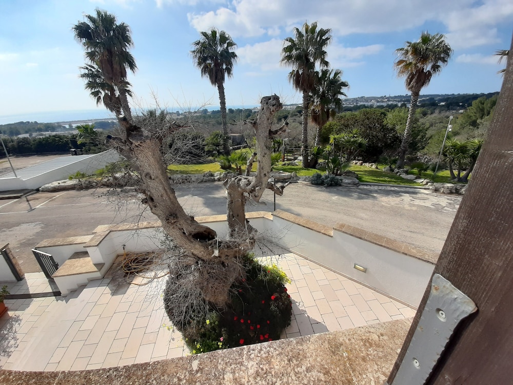 

Bologna - Leuca - Messapia Resort Apartment