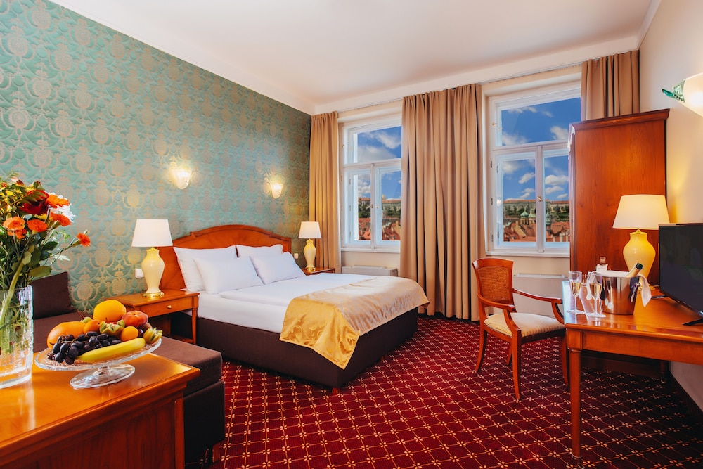 

Bari - Praga - Hotel St George - Czech Leading Hotels