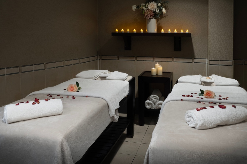 

Napoli - Manchester Airport - Delta Hotels by Marriott Manchester Airport