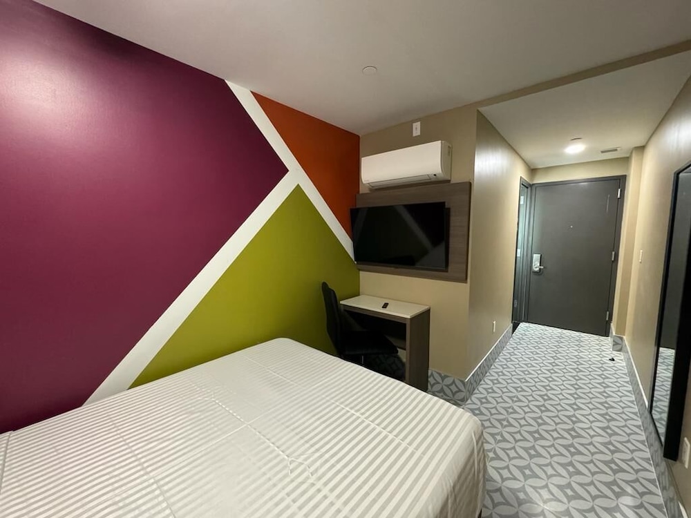 

Brindisi - Brooklyn (NY) - Moon Hotel Brooklyn