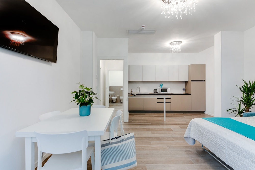

Palermo - Cervia - Elegance Suite Apartments