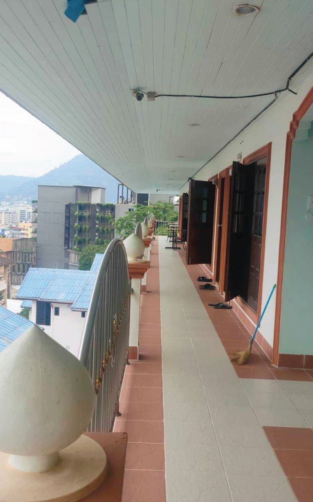 

Venezia - Chalong - Pailin Hill Hotel Patong