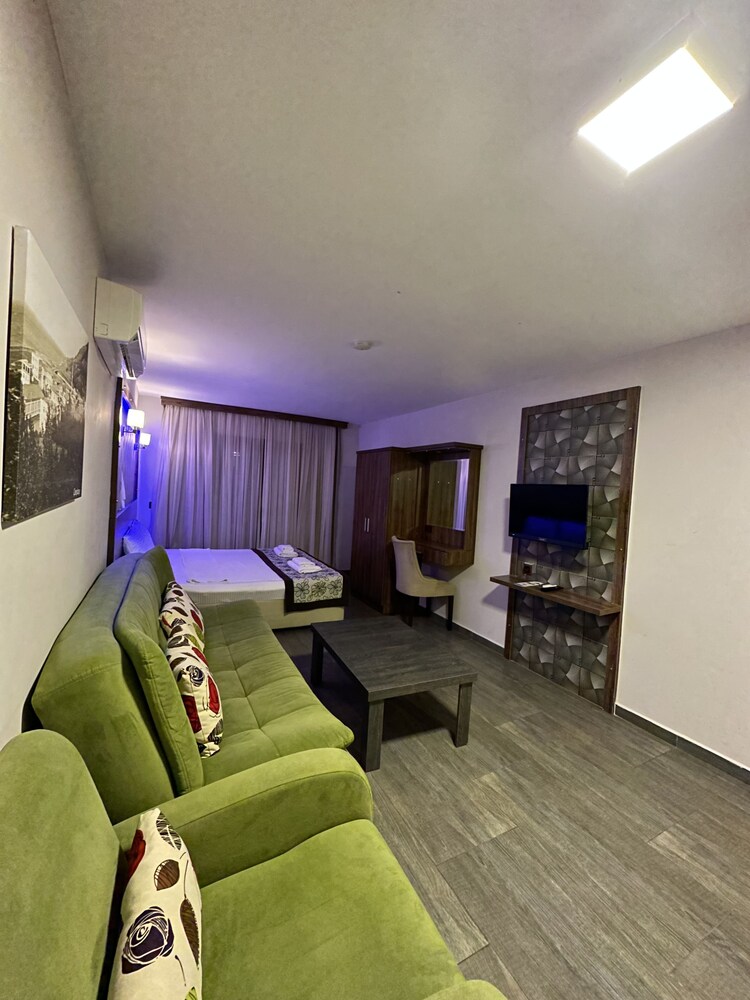 

Milano - Sarigerme - Dolphin Apart Hotel