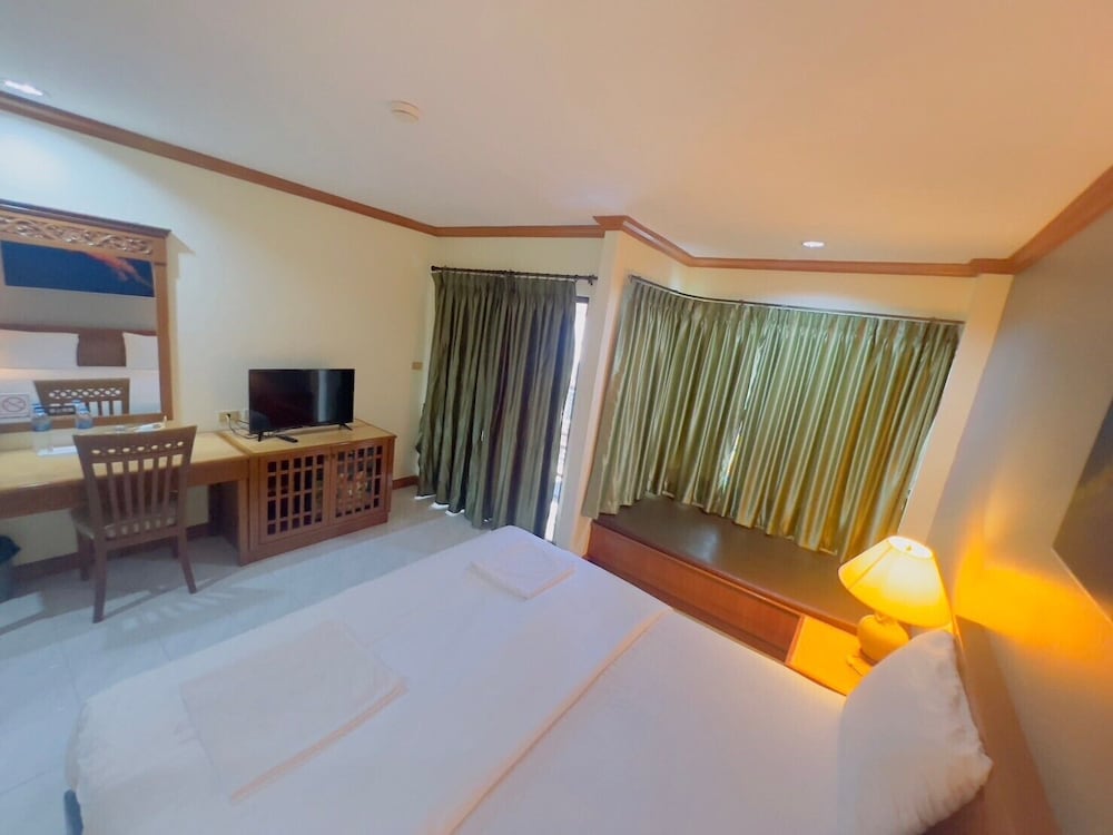 

Venezia - Kata Beach - Royal Vista