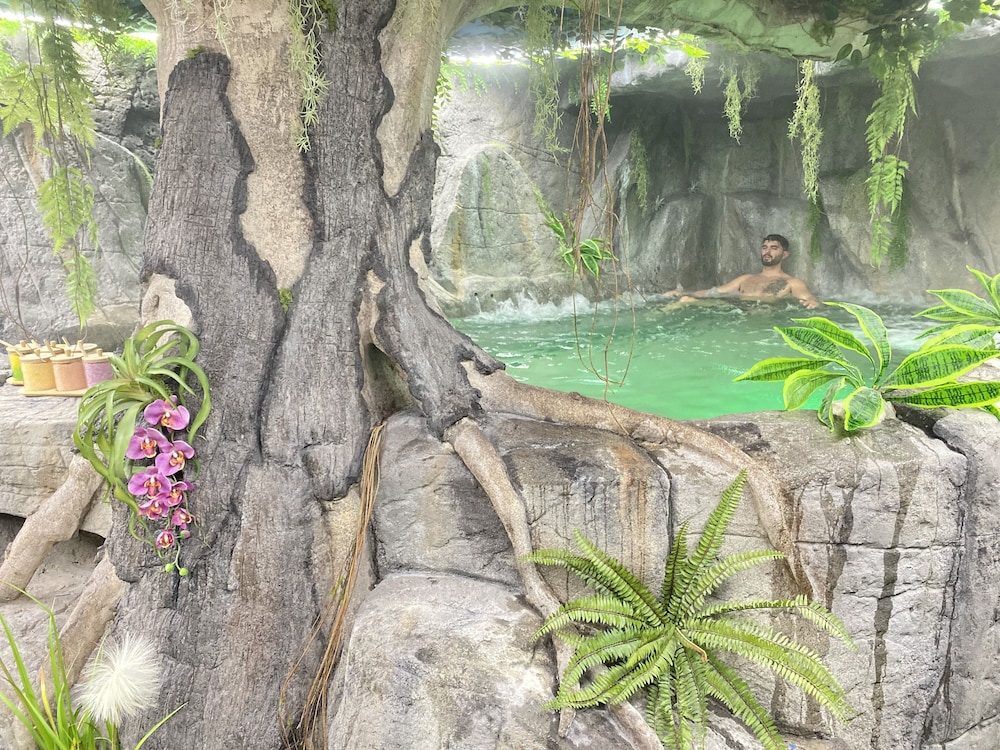 

Milano - Granada - Futurotel Spa Garden