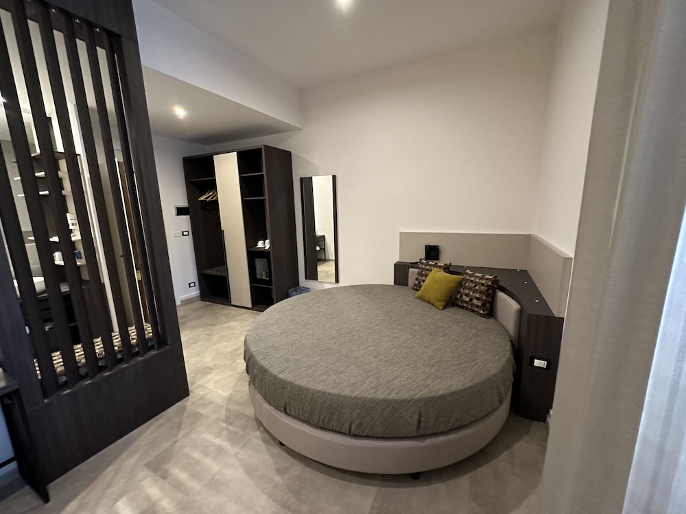 

Venezia - Palermo - Hotel Tonic