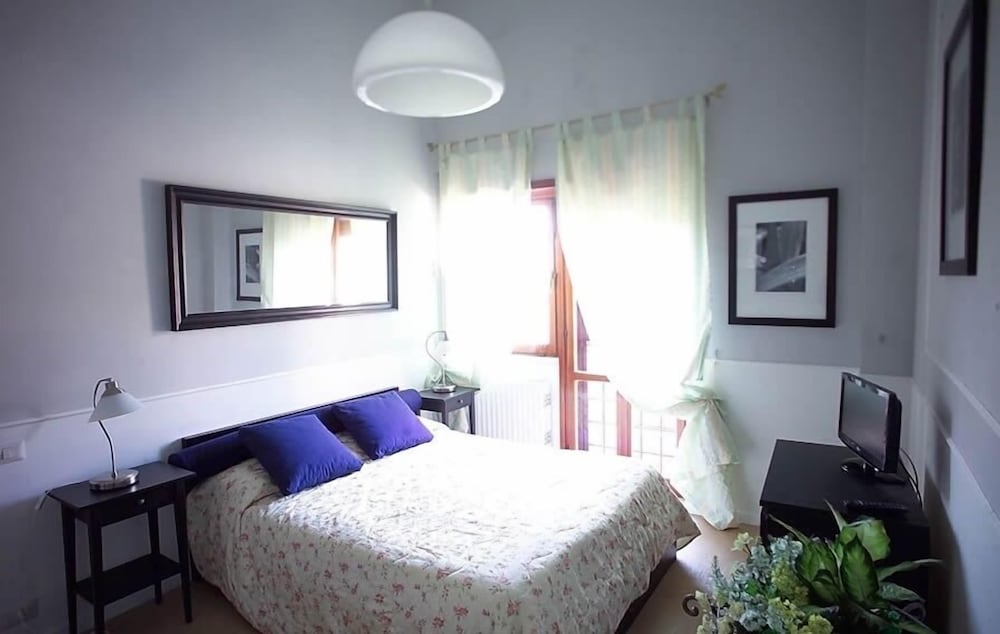 

Brindisi - Roma - Hotel Residence Magnolia