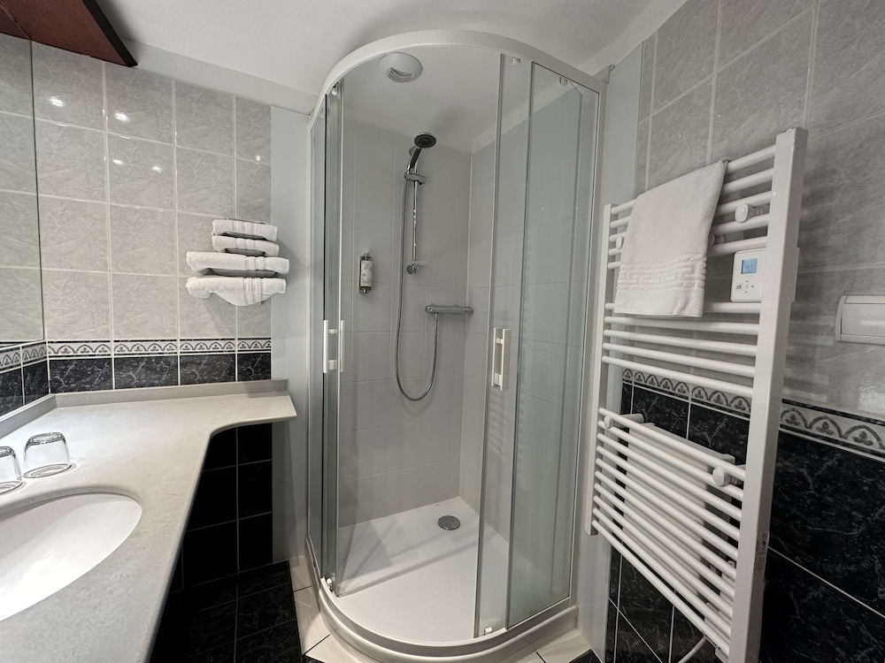 

Milano - Figeac - Best Western Hotel Le Pont D'Or