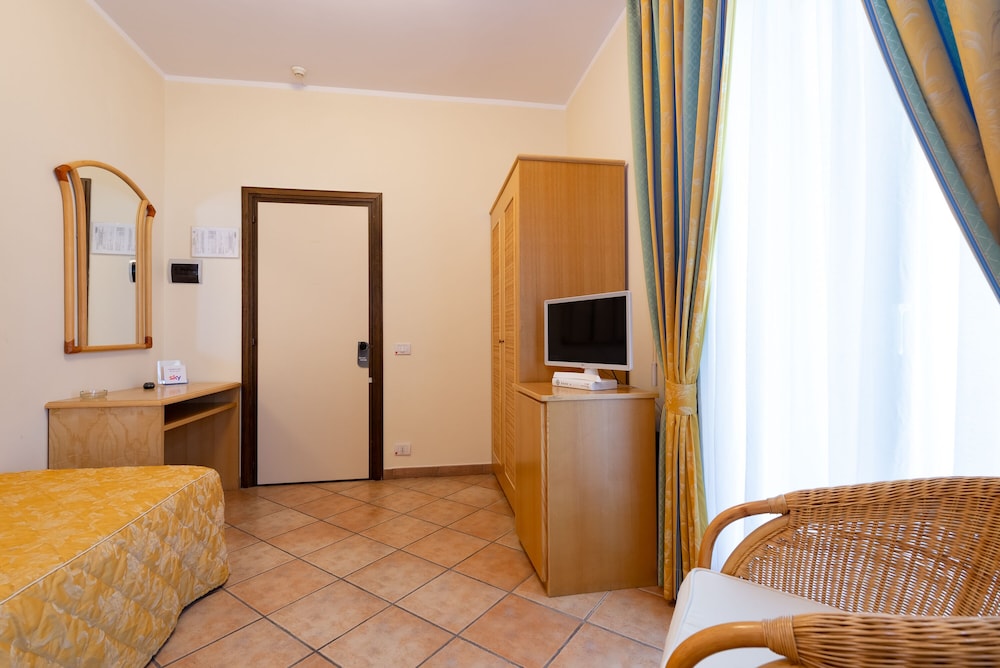 

Milano - Paestum - Hotel Il Ceppo