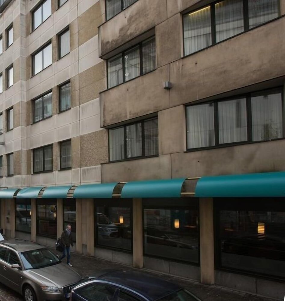 

Catania - Anversa - Hotel Opera