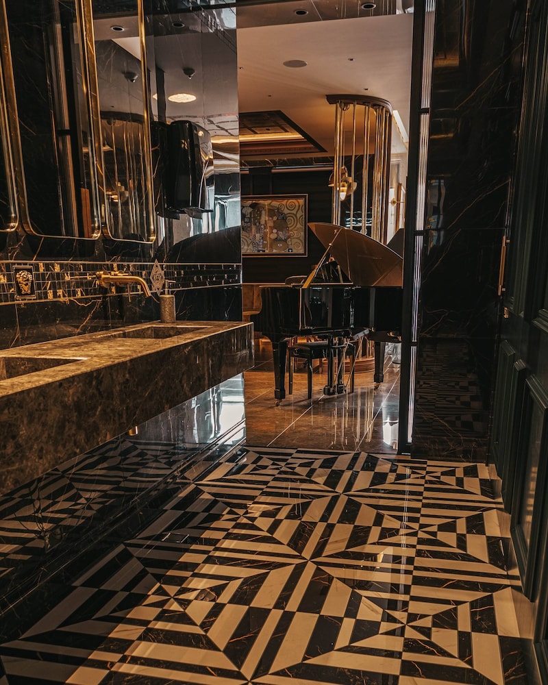 

Milano - Vogar - Diamond Suites by Reykjavik Keflavik Airport