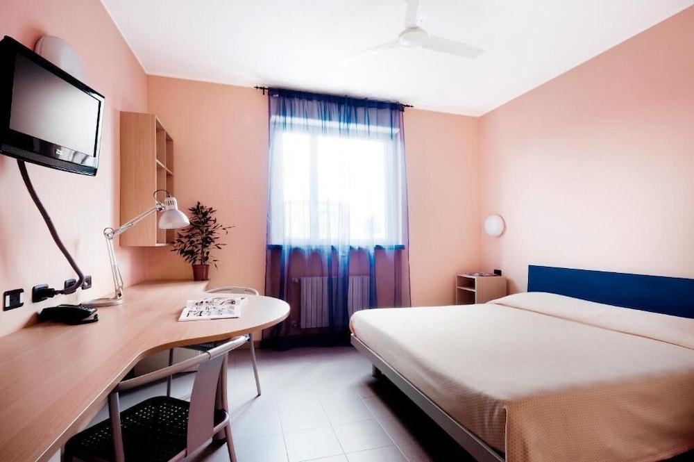 

Napoli - San Donato Milanese - La Cordata Accommodation - Zumbini 6