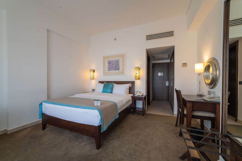

Milano - Paralimni - Arkin Palm Beach Hotel