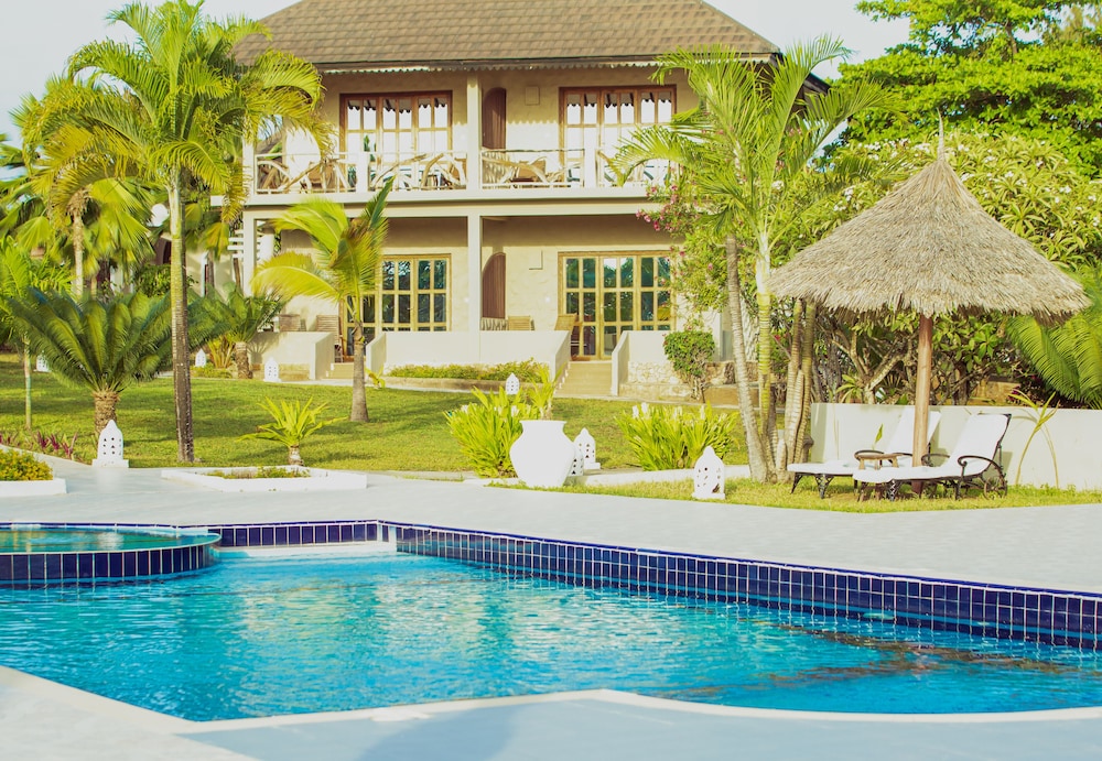 

Brindisi - Kizimkazi - Mandarin Resort Zanzibar