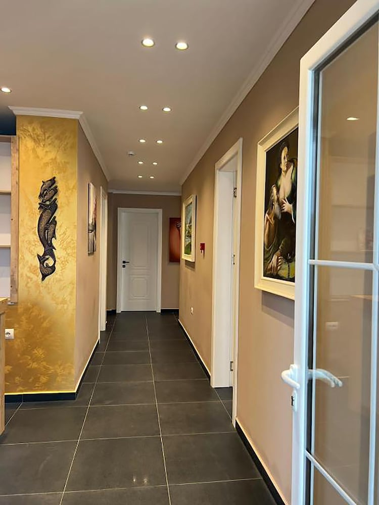 

Bologna - Costa albanese - Lider Hotel
