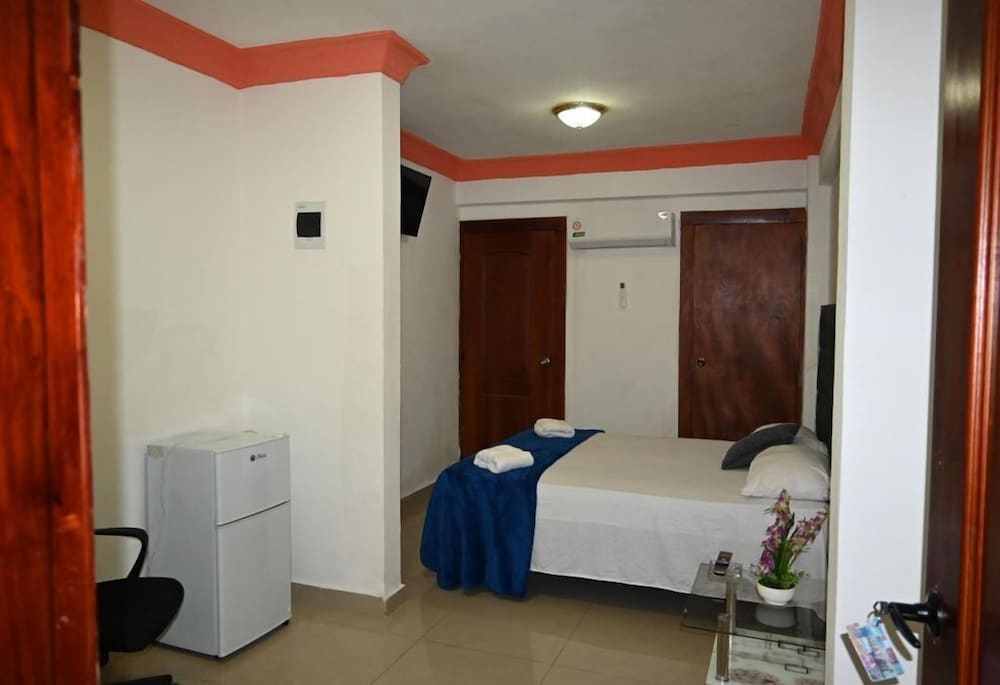 

Bari - Santo Domingo Città - DubaiRD