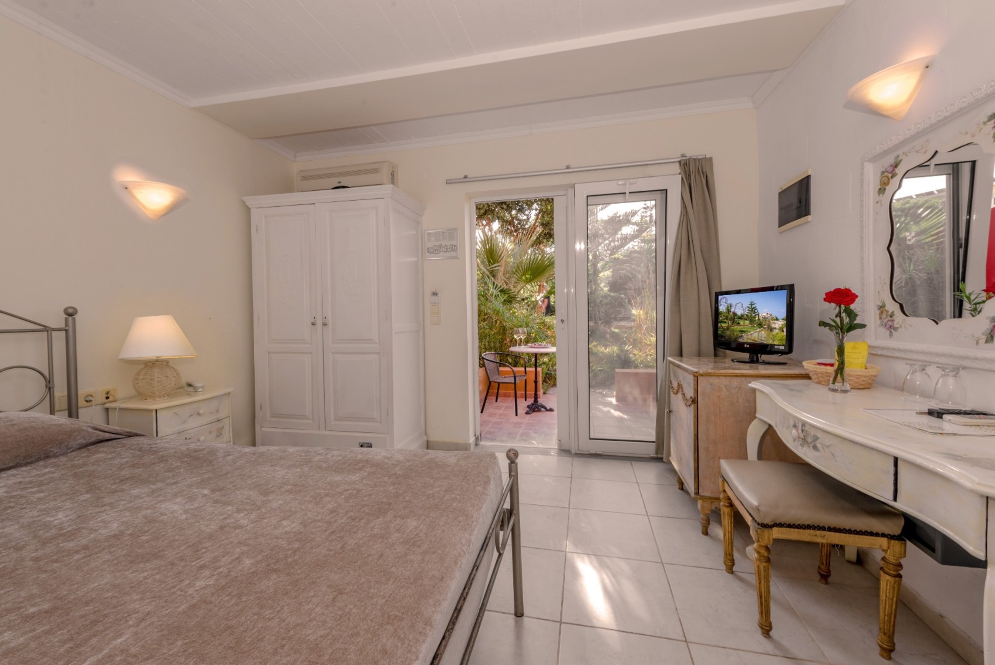 

Milano - Georgioupoli - Orpheas Resort Hotel (Adults Only)