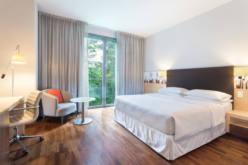 

Napoli - Lubiana - Four Points by Sheraton Ljubljana Mons
