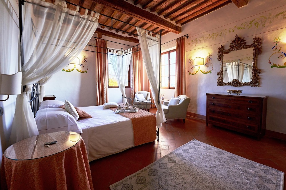 Stockholm - Castelnuovo Berardenga - Villa Curina Resort