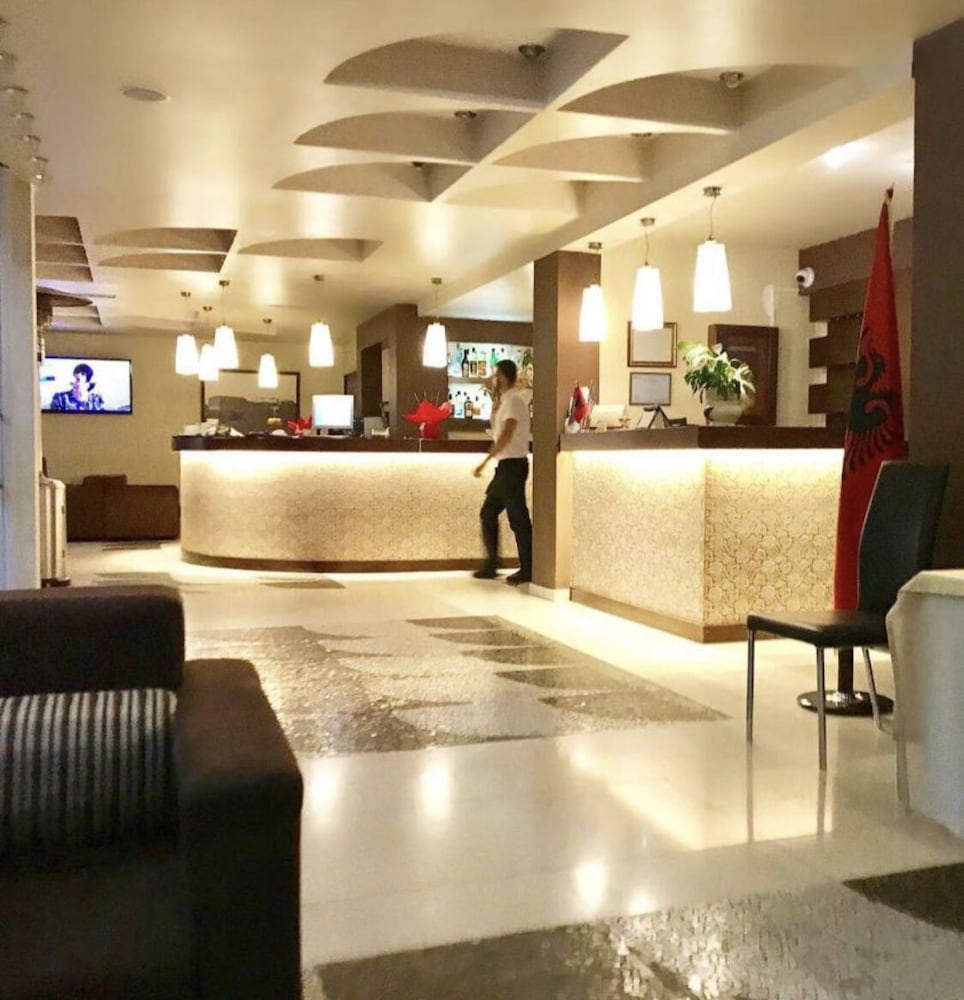 

Bari - Valona - Hotel Ambasador