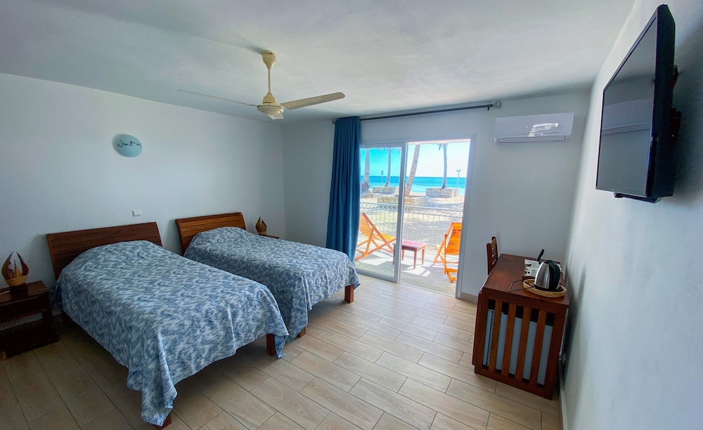 

Brindisi - Madagascar - Orangea Beach Resort