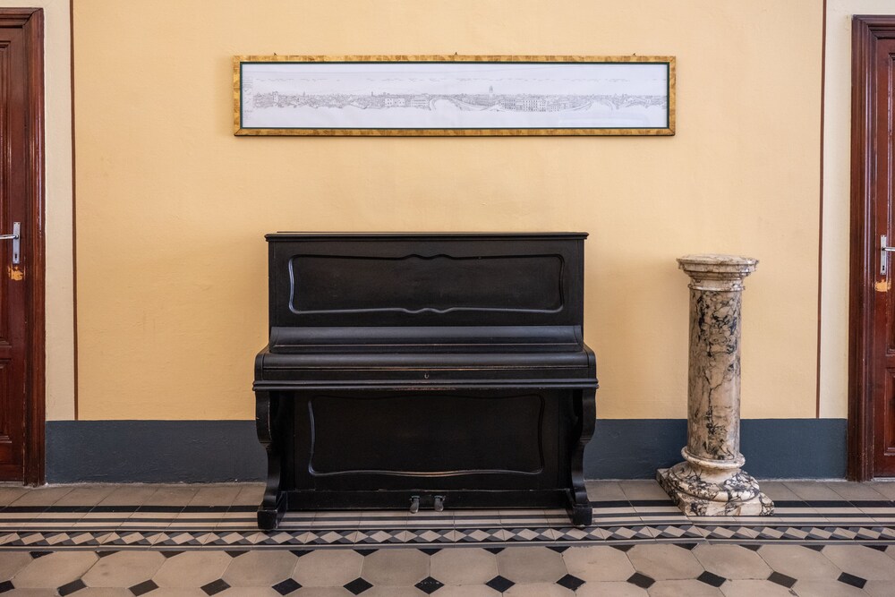 

Bologna - Pisa - Royal Victoria Hotel