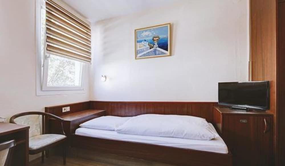 

Milano - Esslingen am Neckar - Hotel Filoxenia