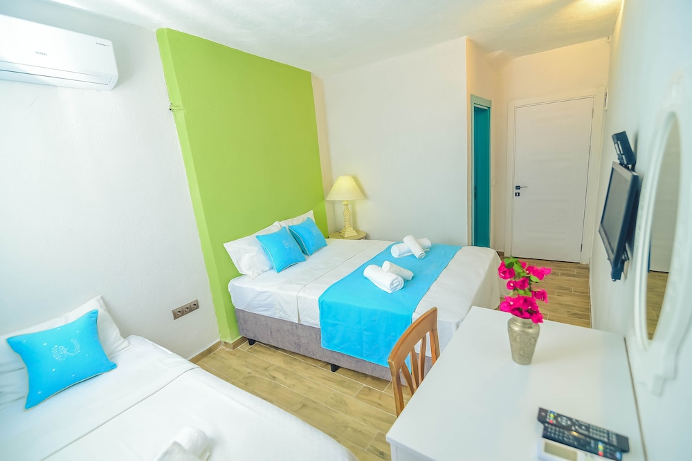 

Napoli - Çeşme - Bedirhan Konak Otel