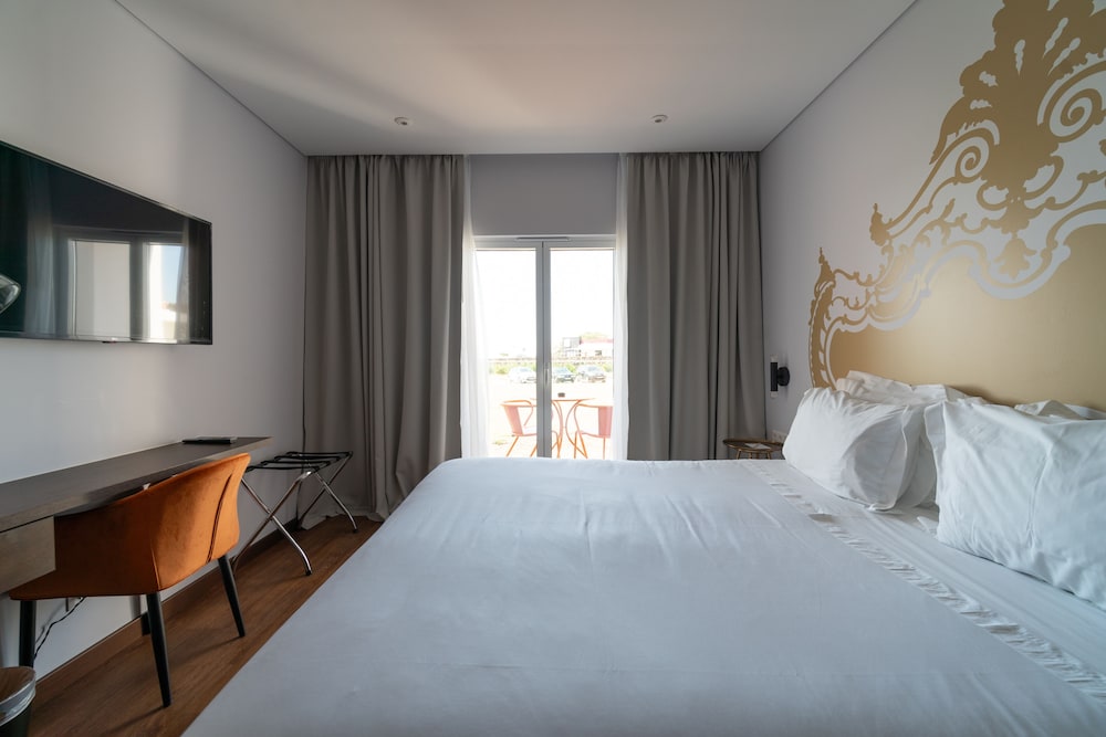 

Milano - Isola Di Terceira - Palacio Santa Catarina Hotel