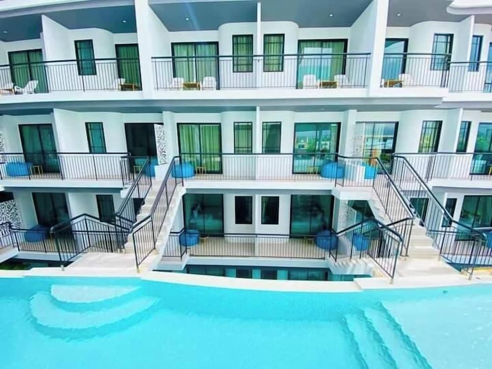 

Torino - Bang Tao Beach - Poolrada Boutique Hotel - SHA Plus