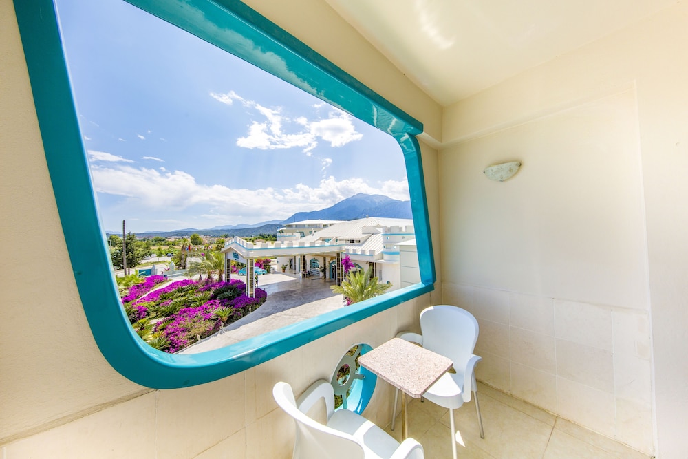 

Venezia - Tekirova - Daima Biz Hotel - Dolusu Aquapark Access