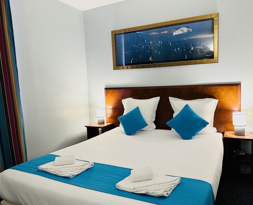 

Palermo - Gennevilliers - Hotel Bellevue Montmartre