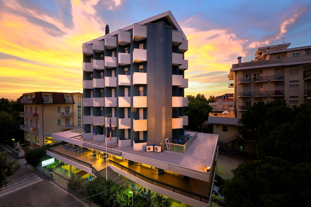 

Torino - Bellaria Igea Marina - Hotel Raffaello