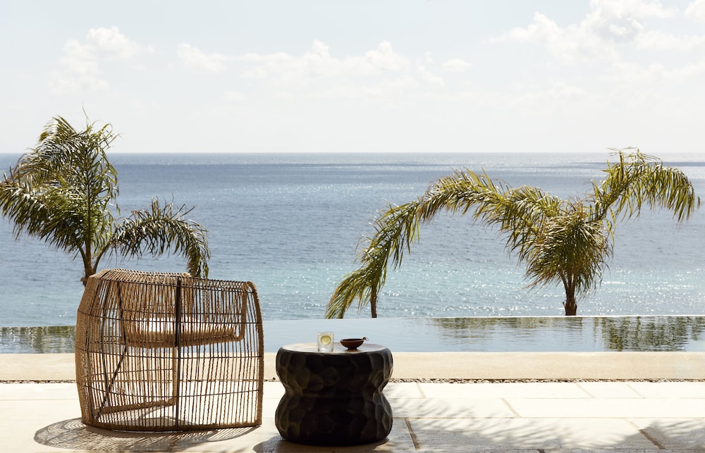

Bari - Trapezaki - F ZEEN KEFALONIA - Adults Only