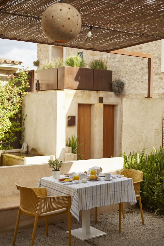 

Milano - Arta - Finca Sestelrica