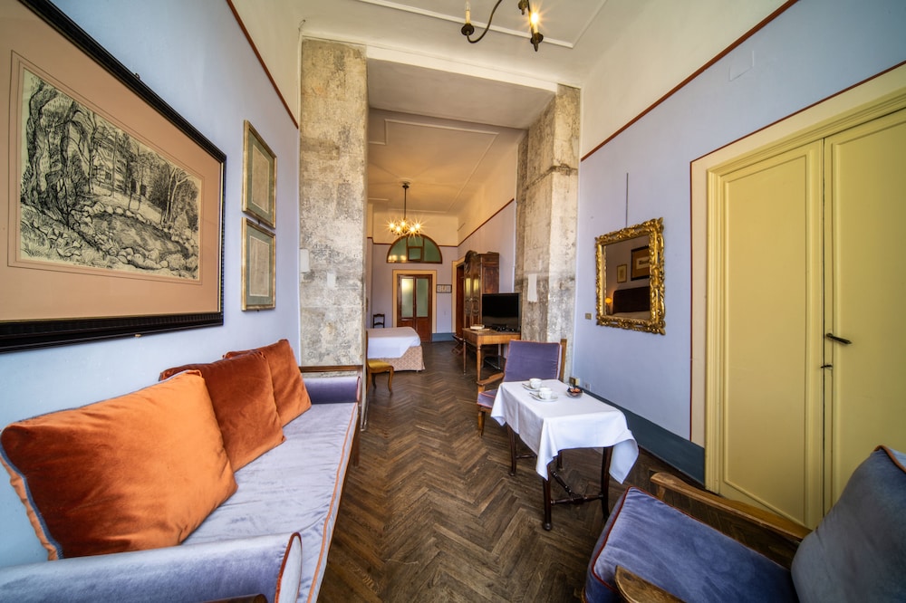 

Alghero - Pisa - Royal Victoria Hotel