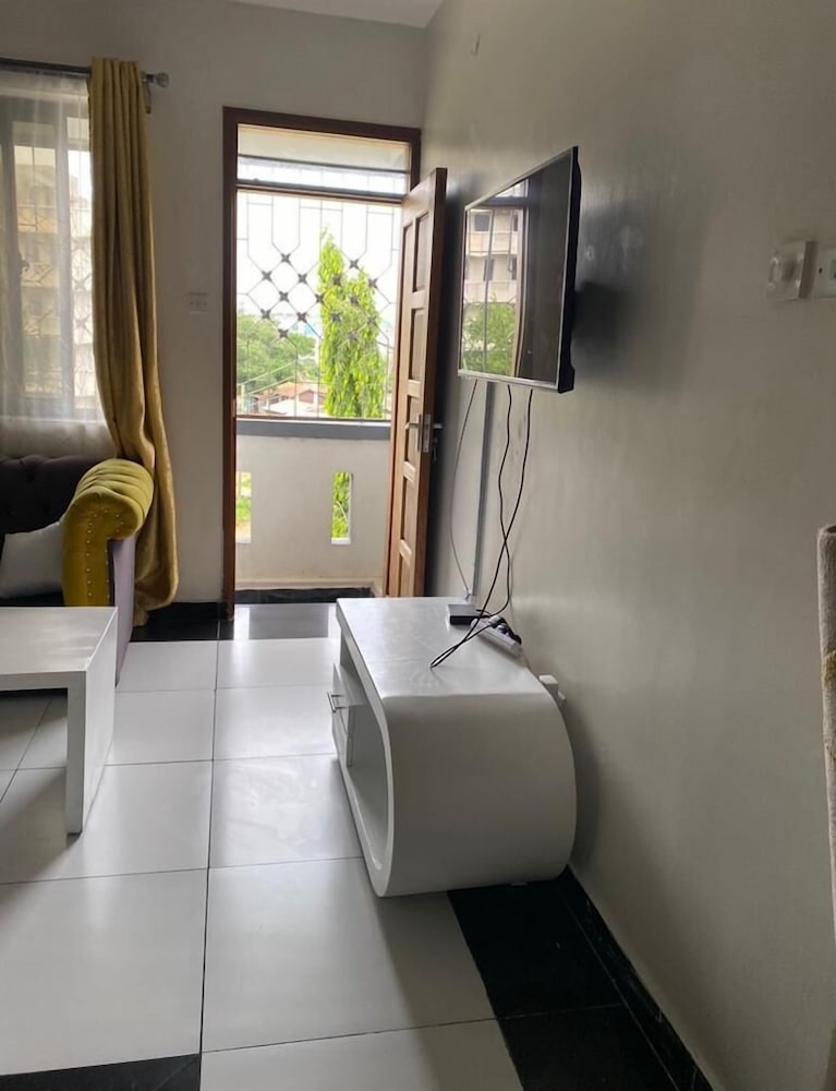 

Catania - Mombasa - Lux Suites JSB Apartments Bamburi