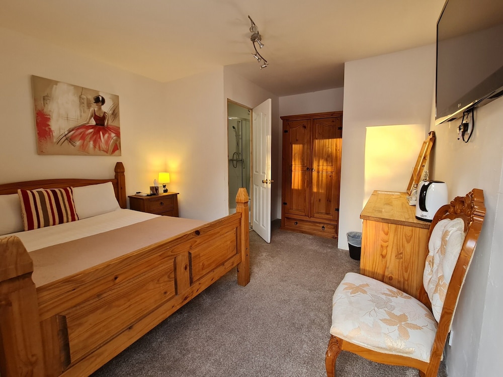 

Milano - Manchester Airport - Pymgate Lodge Hotel Manchester Airport