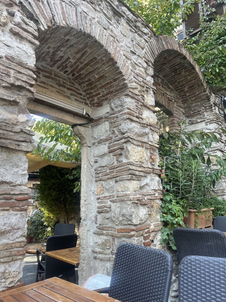 

Napoli - Manisa - Giritligil Hotel
