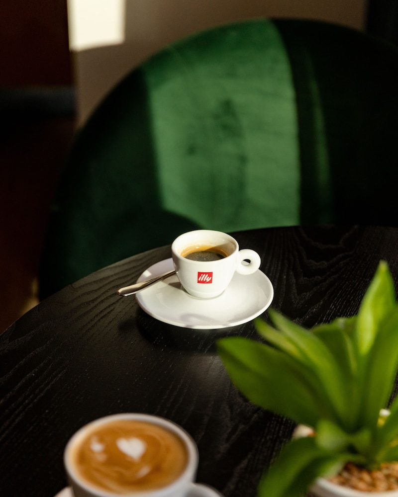 

Bari - Bromley - Leonardo Hotel London Croydon