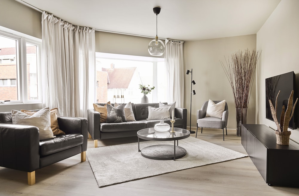

Milano - Stavanger - Staysville – City Center