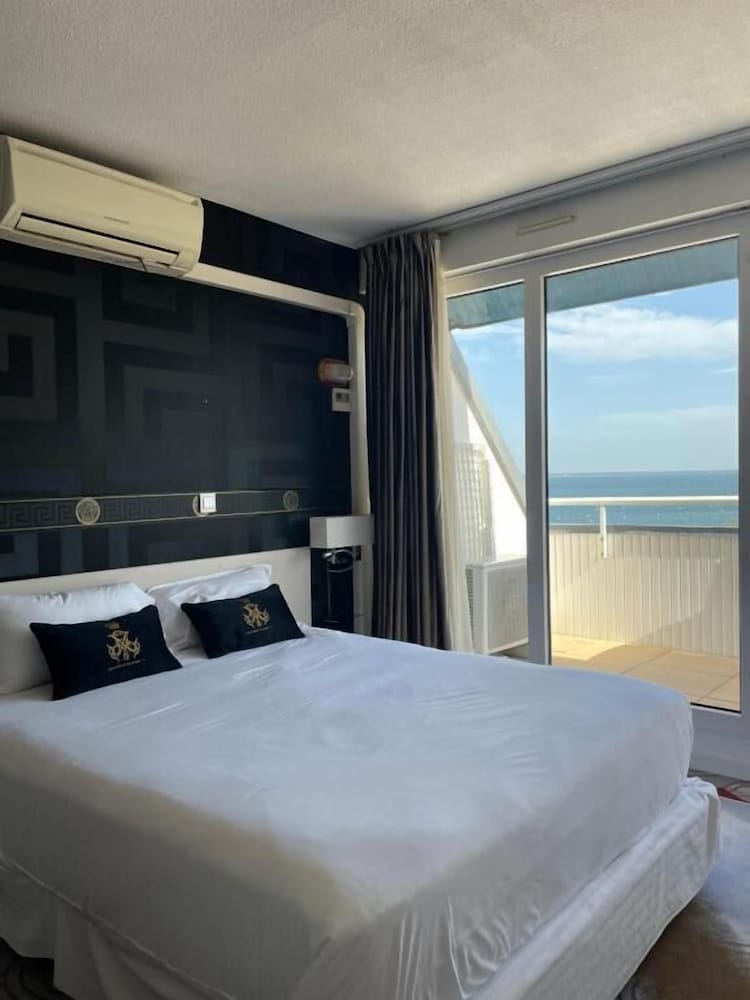 

Milano - Arcachon - Appart'hôtel Le Trianon
