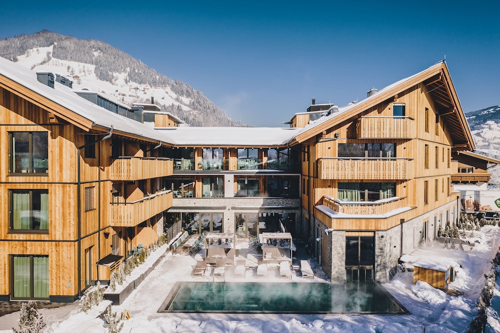 

Ancona - Zell am See - Elements Resort Zell am See; BW Signature Collection