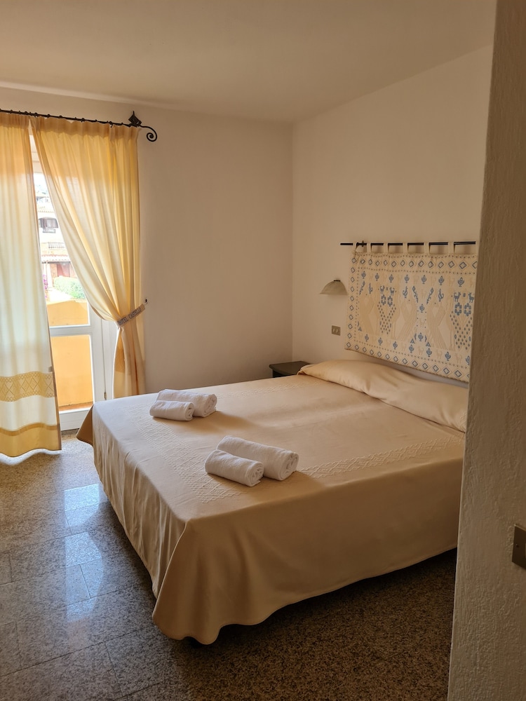 

Rimini - Golfo Aranci - Hotel Castello