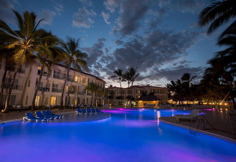 

Roma - Cabarete - Viva Tangerine by Wyndham, A Trademark All Inclusive