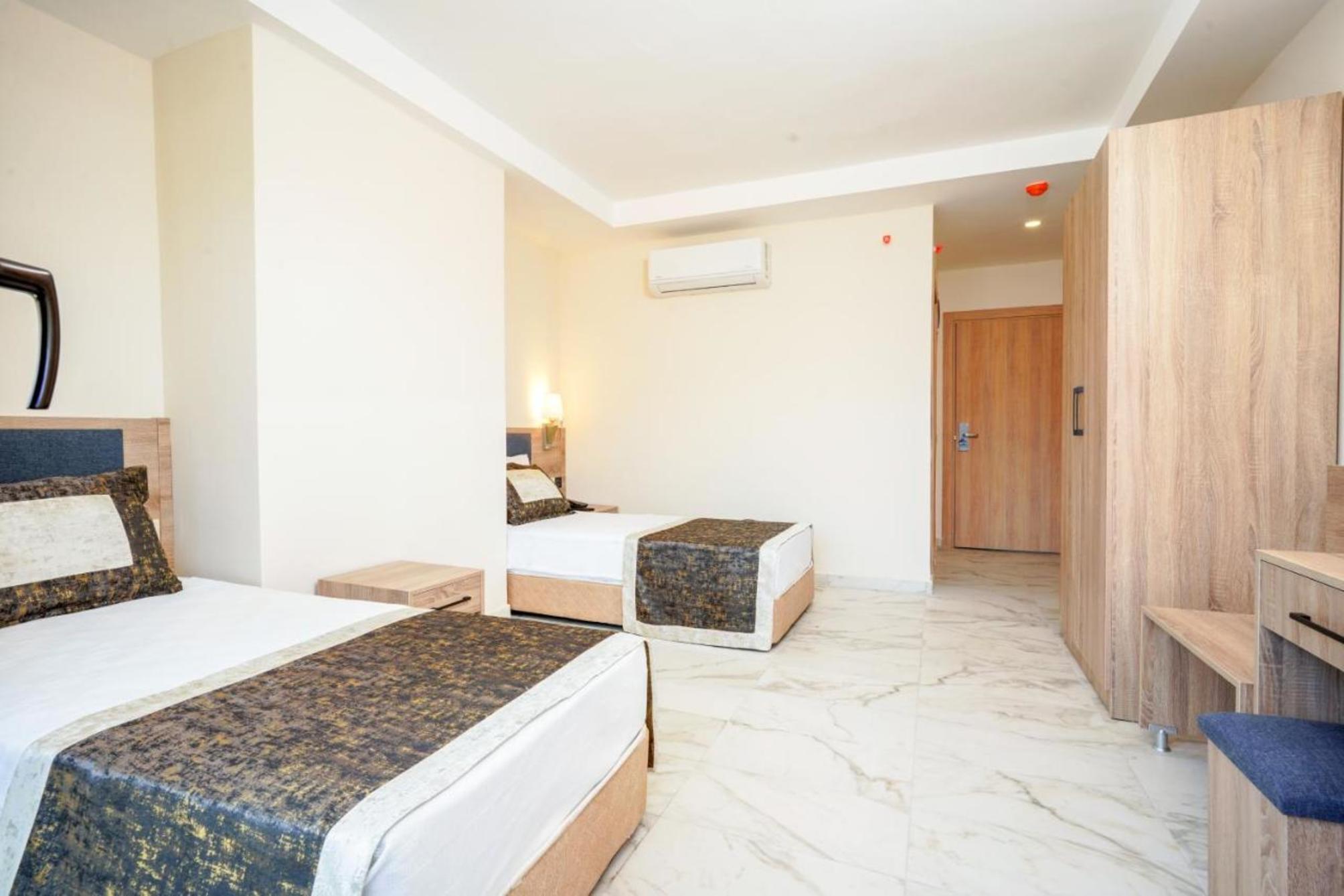

Milano - Alanya - Arsi Hotel